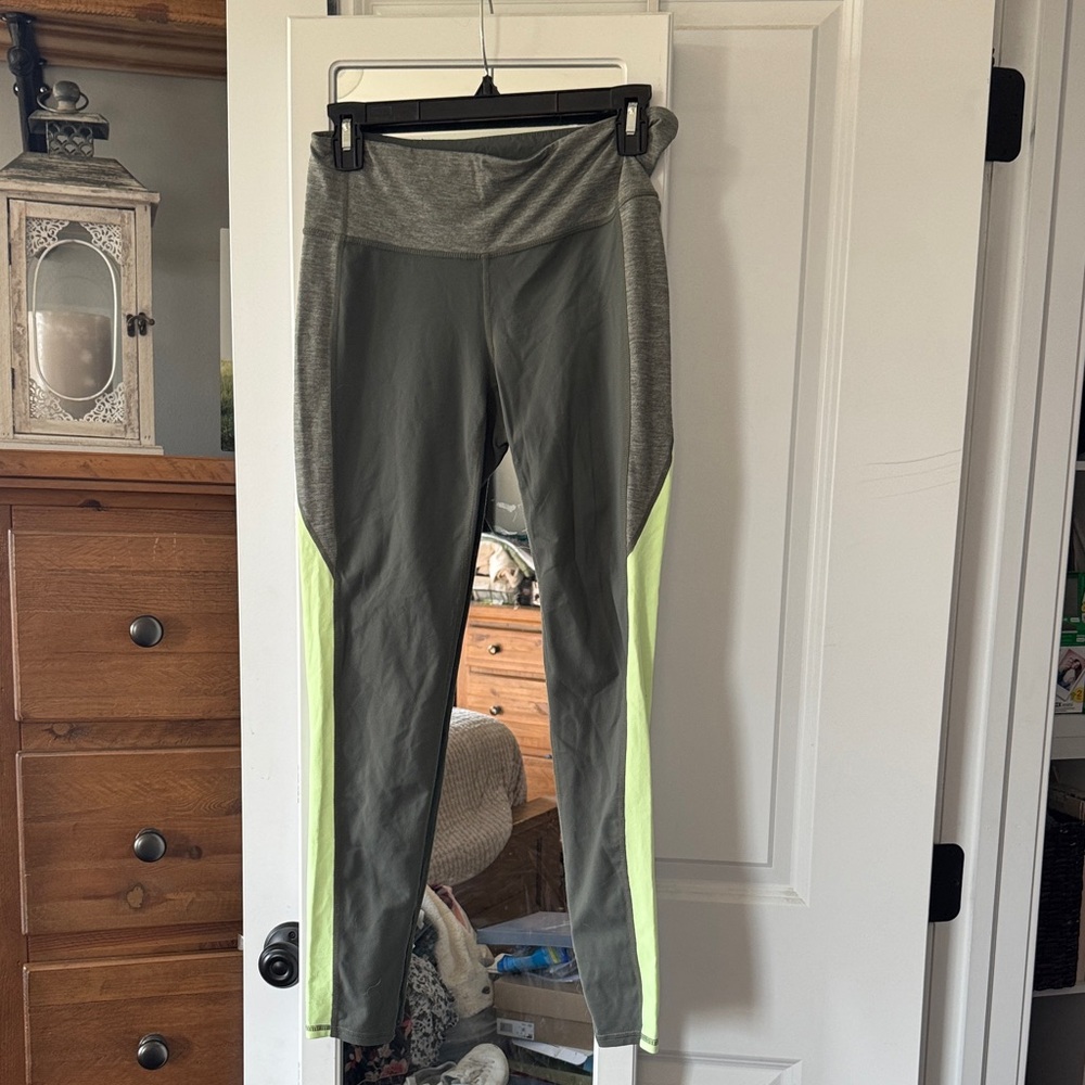 Athleta Charcoal Gray Leggings